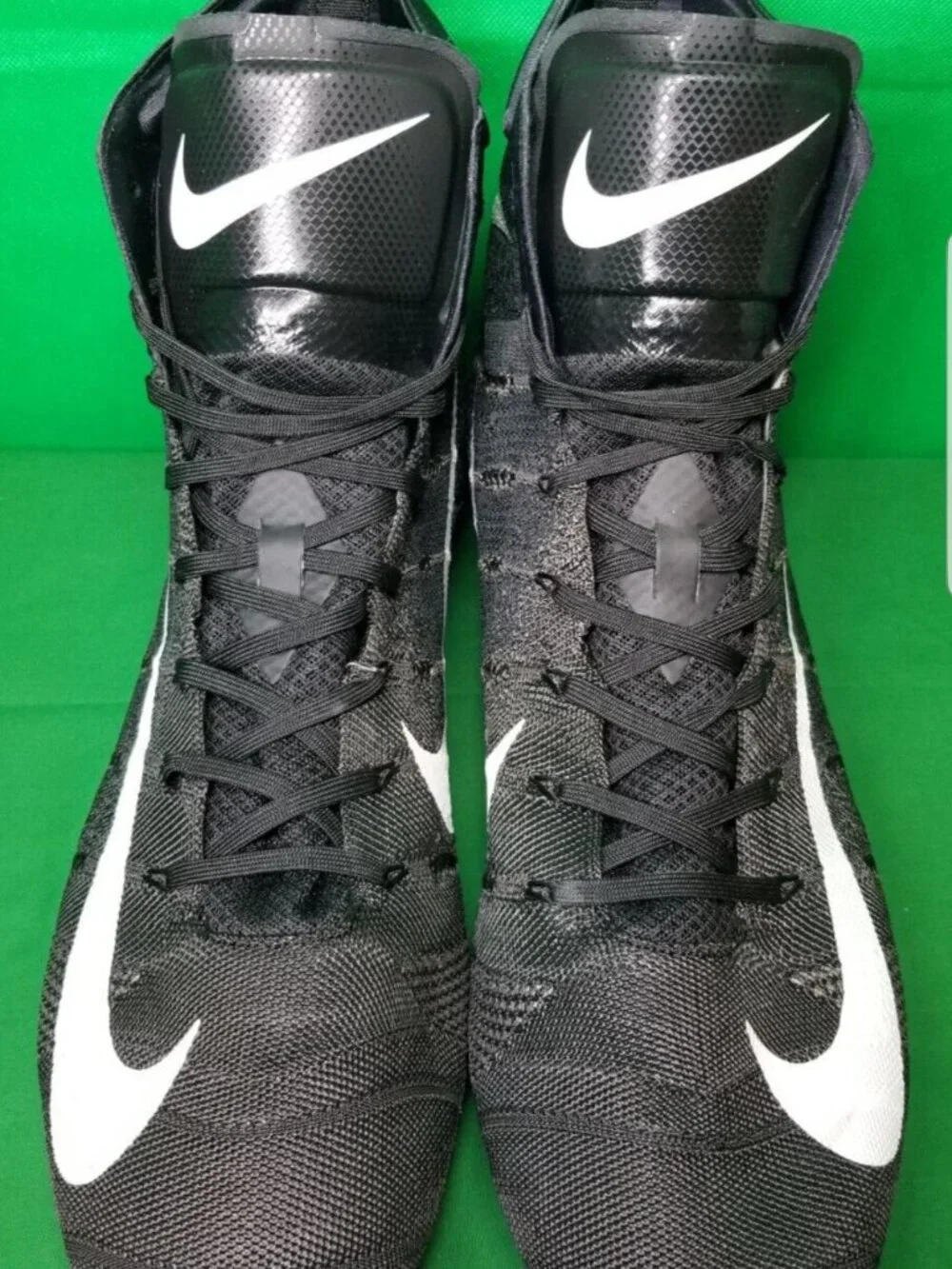 NIKE VAPOR UNTOUCHABLE 3 ELITE FOOTBALL CLEATS SIZE 16 WHITE BLACK AO3006-010